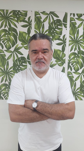 Christian Avesque